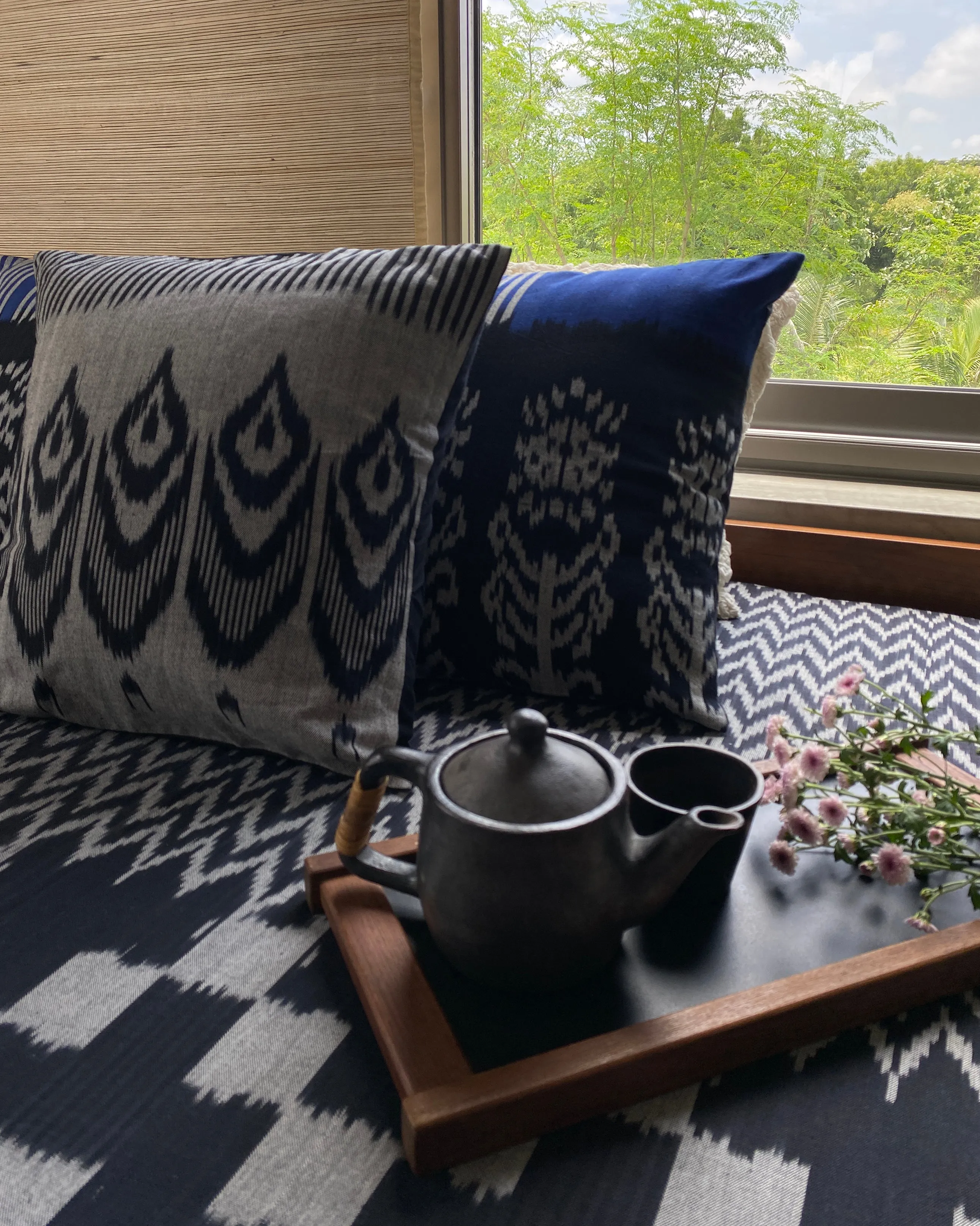 Black Tulip Cushion Cover