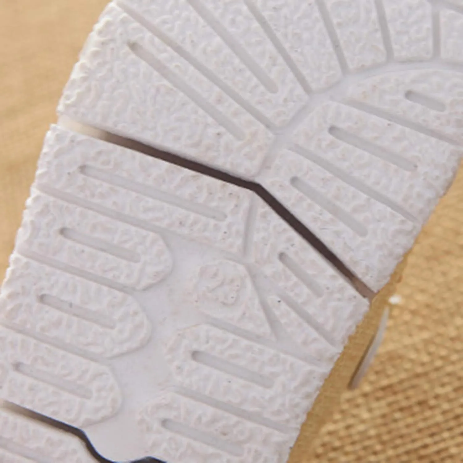 Light Up Toddler Sandals Baby Boys Girls Non Slip Open Toe Outdoor Beach Shoes Slip On Adjustable Strap Sneakers