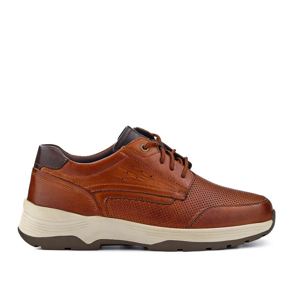 Suede Trainers - LEONARDO / 325 175