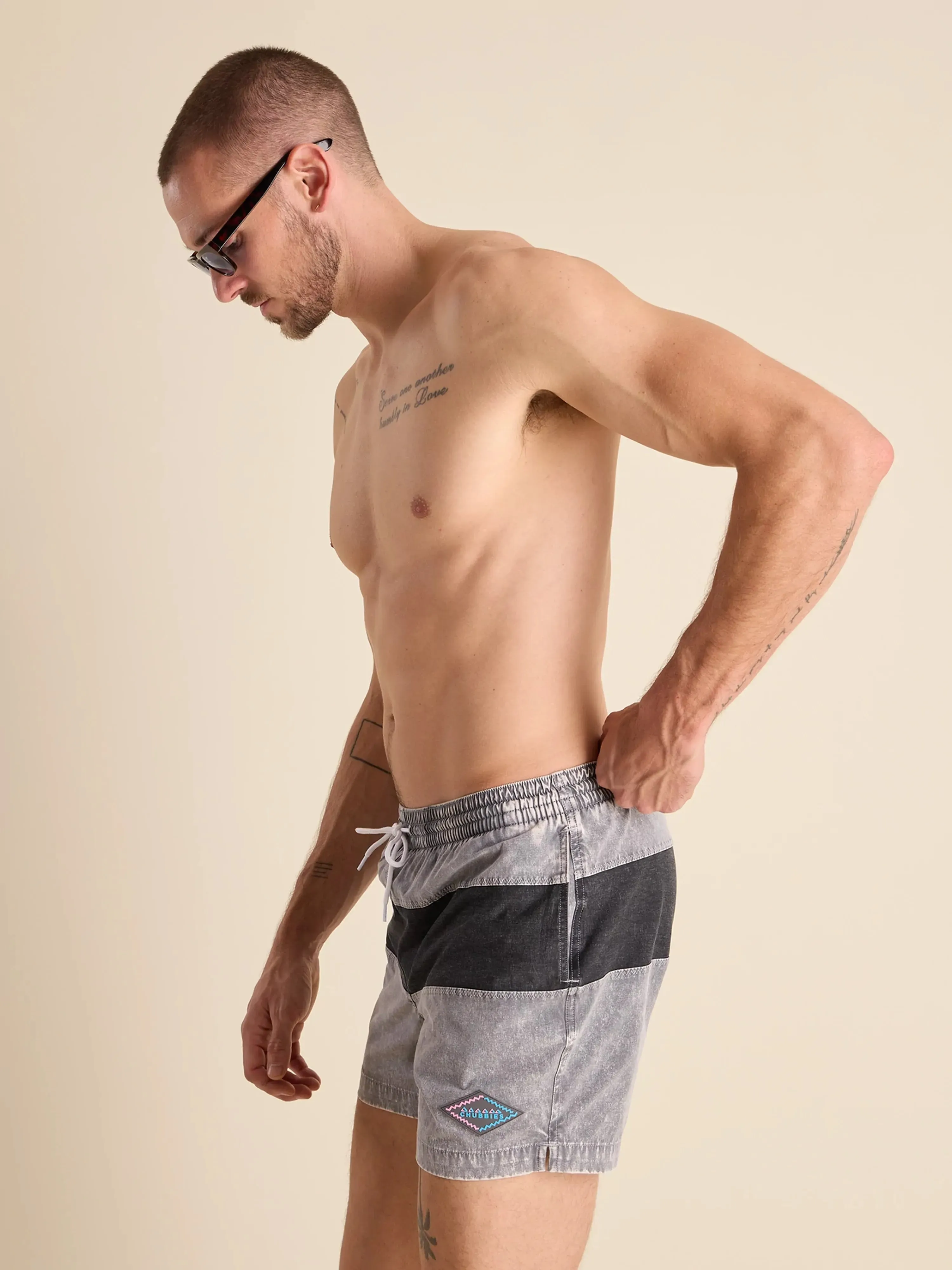The Black and Silvers 5.5" (Retro Faded Swim)