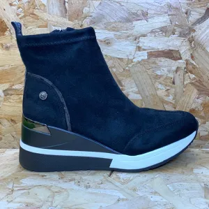 Xti Womens Fashion Ankle Boot Trainer - Black
